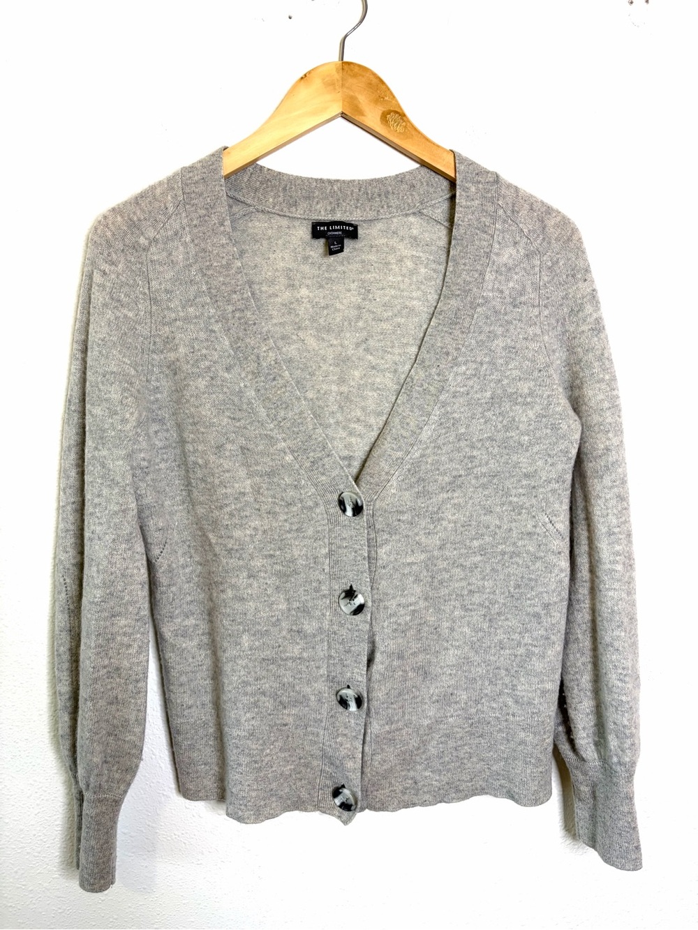 100% cashmere Limited Gray V-Neck Button Front Cardigan sweater bishop sleeve